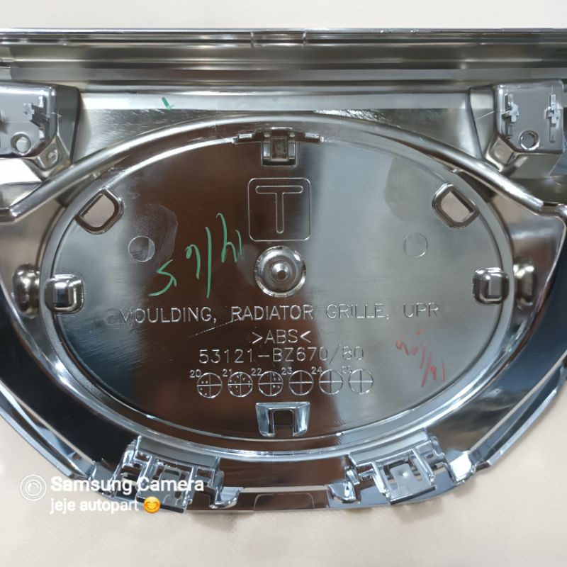 moulding radiator grille grill avanza xenia 2022 original asli sudah pakai lis crom