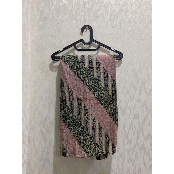 [PRELOVED] Kain Lilit Batik