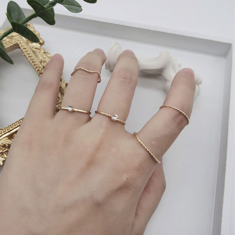 Set Cincin Jari Telunjuk Bentuk Bulat Geometris Gaya Selebriti Untuk Wanita