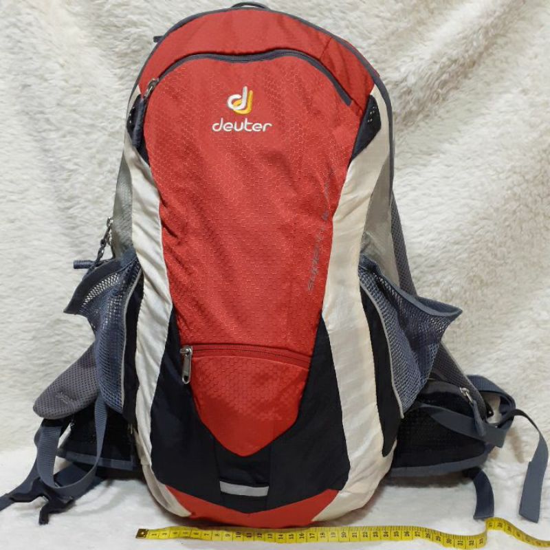 Tas Ransel Second / Preloved / DEUTER  Merah 23 - 26 L Backpack / Bekas