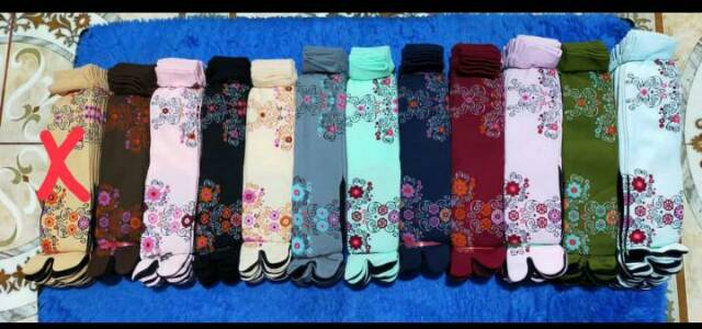 Kaos Kaki Jempol Wanita Muslimah Motif Happy Flower (Nylon Spandex Tapak Hitam Size L Panjang Murah)