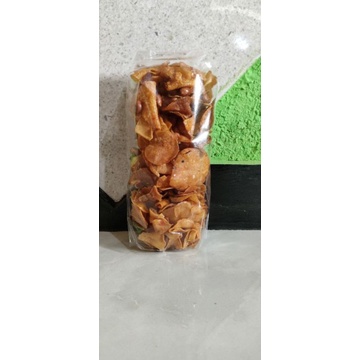 

Snack Kiloan Kripik Singkong Pedas Manis+ Kacang/Gado*