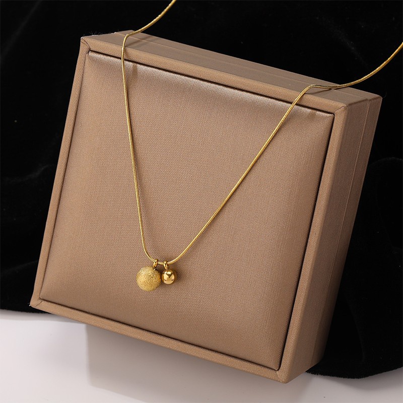 KALUNG LIONTIN WANITA ASLI TITANIUM / KALUNG AKSESORIS WANITA ANTI KARAT SELAMANYA
