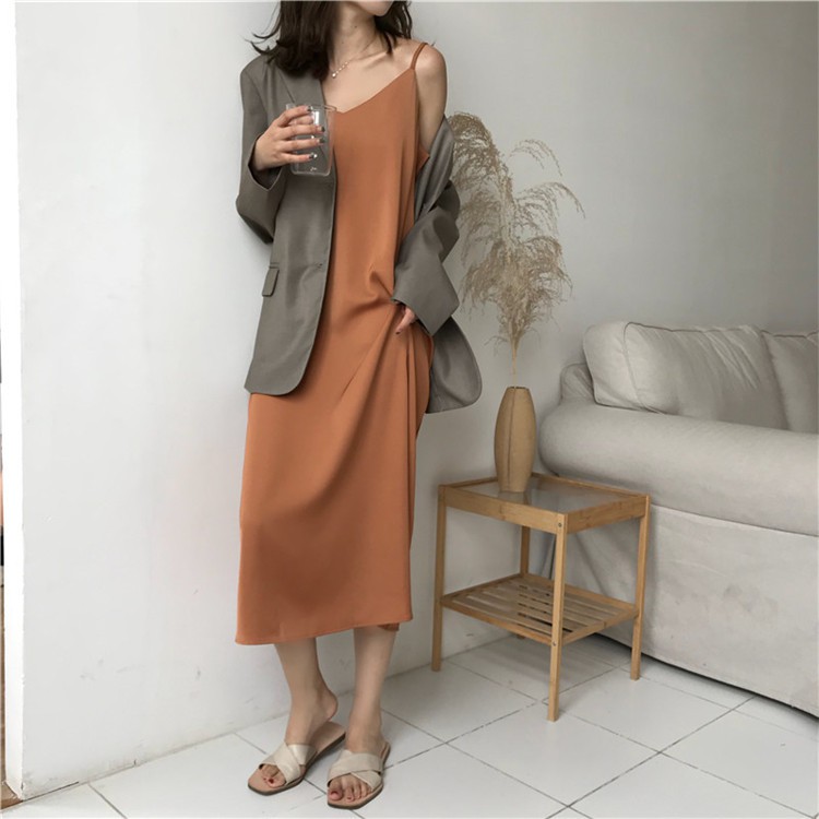 Long Dress V-Neck Model Longgar 2 Warna Gaya Korea