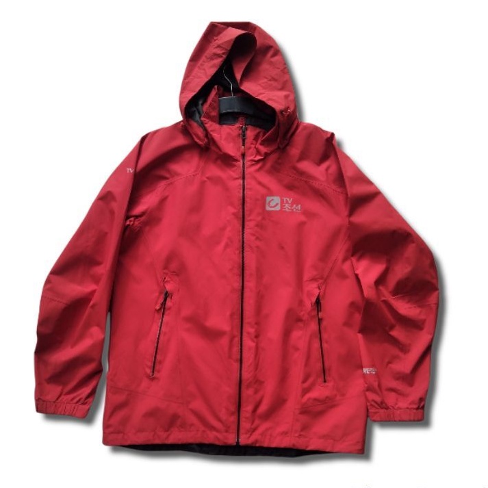 Millet jaket outdoor second jaket gunung bekas