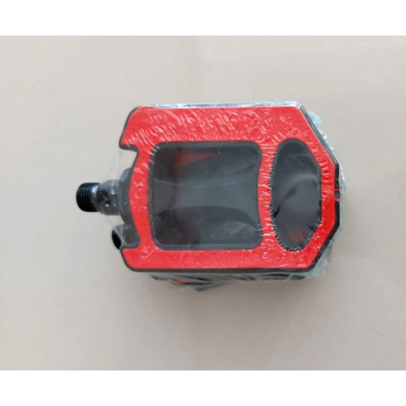 Pedal Sepeda Warna untuk Mini MTB ukuran 12*7*2,5cm