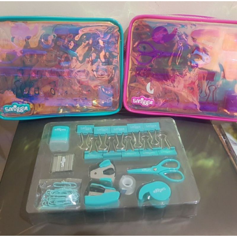 

Smiggle Stationery Set