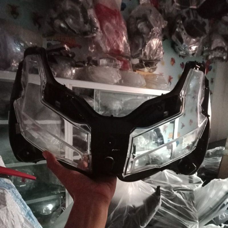 mika lampu depan honda ADV 150/ADV150 original