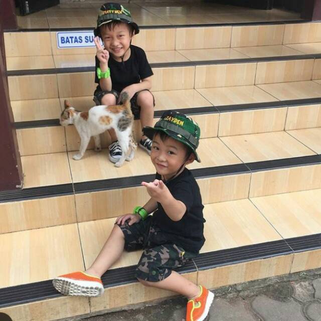 Topi rimba anak ripstok custom bordir bikin nama topi bundar pakaian anak topi bordir