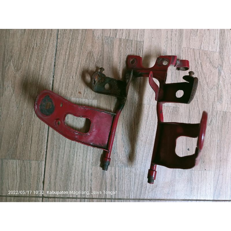 Breket kedok/headlamp Rxz indo