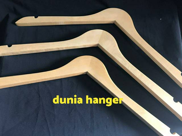 Hanger kayu DEWASA warna natural ( 1 PCS )