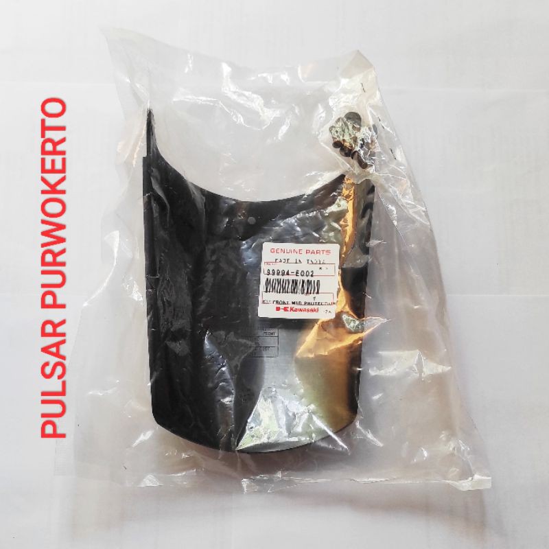 Mudguard Sambungan Spakbor Depan Kawasaki Bajaj Pulsar 200NS
