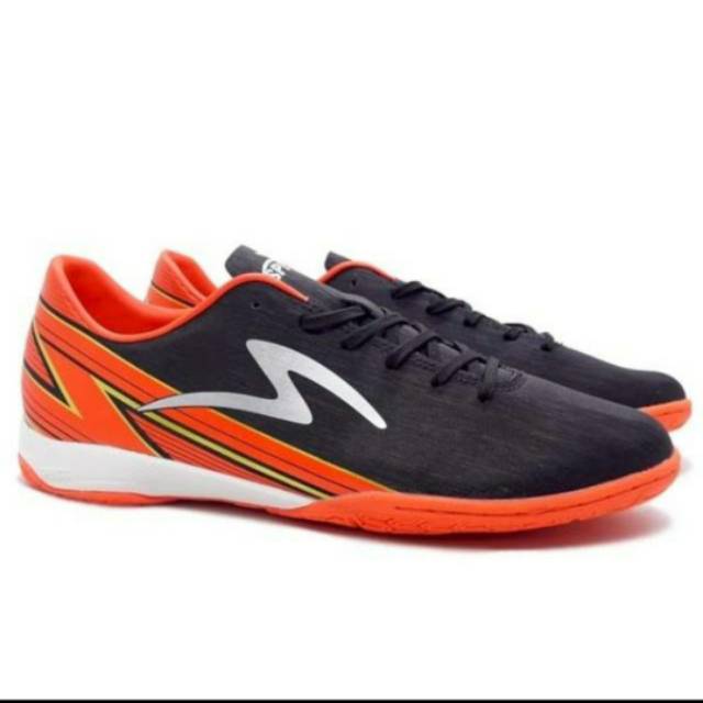 Sepatu futsal specs Accelerator lightspeed 20