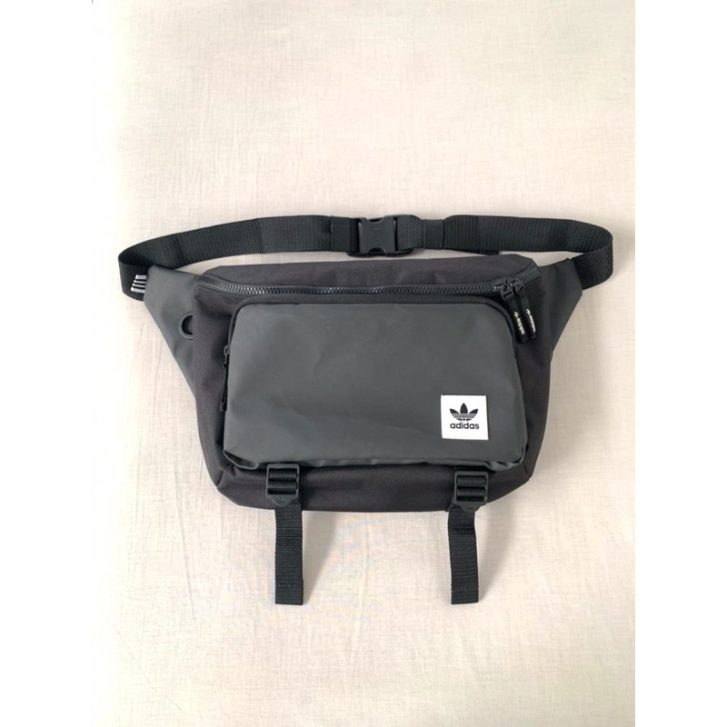 Adidas Originals Essentials Large Waistbag