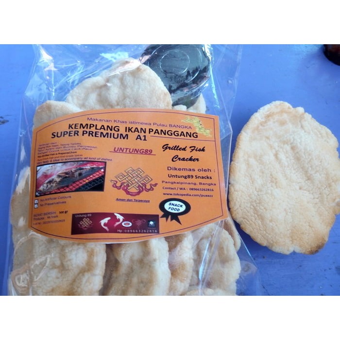 

Kerupuk Kempelang Panggang Ikan Asli Bangka Premium Besar