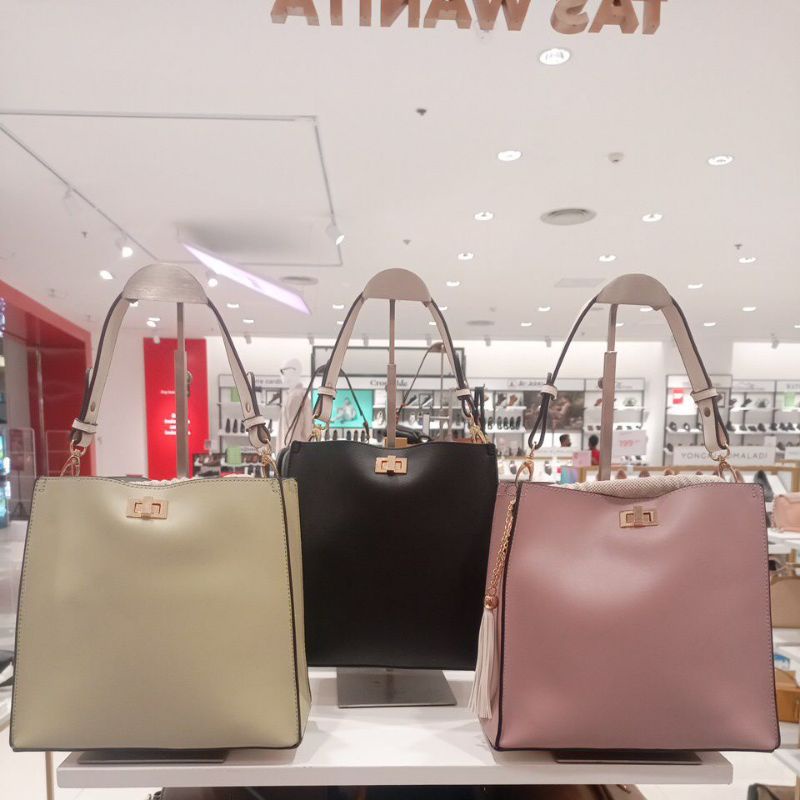 Terbaru Handbag Bellezza 19073 Original Counter Store Tas Jinjing Selempang Wanita Fashion Serut