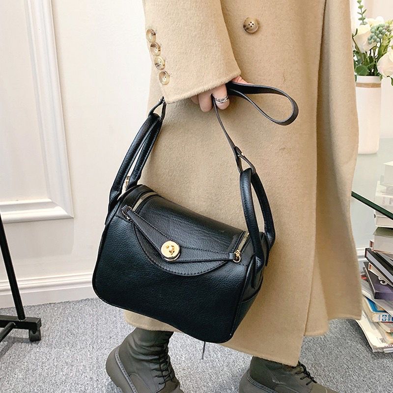 TAS SELEMPANG WANITA IMPORT CANTIK C5961 TAS FASHION WANITA TAS IMPORT WANITA TERLARIS TAS IMPORT COD