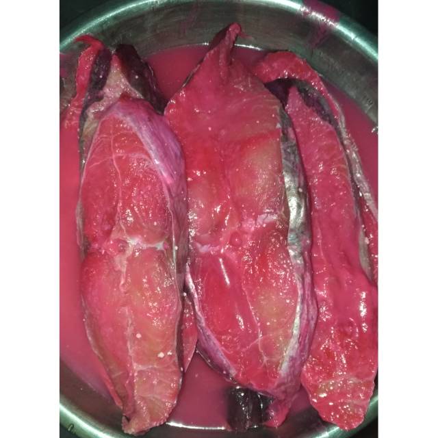 

Ikan tenggiri asin/ makau koi 200 grams