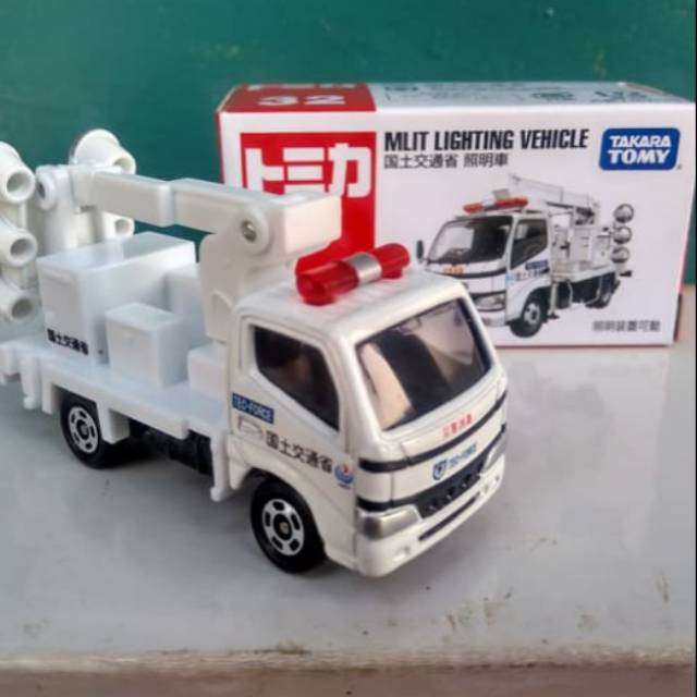 Tomica No 32 Mlit Lighting vehicle diecast mobil Takara Tomy murah