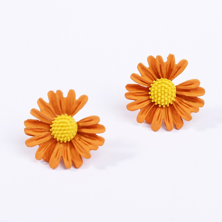 Anting bunga daisy Anting kepribadian bunga sederhana