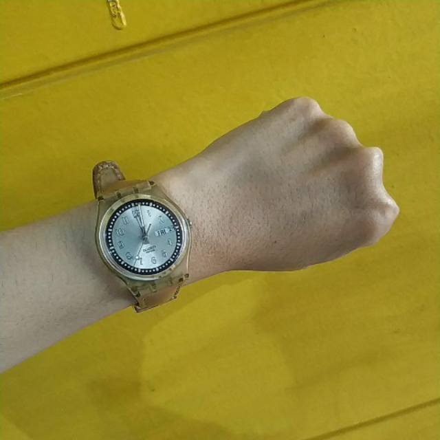 Preloved Swatch Wanita