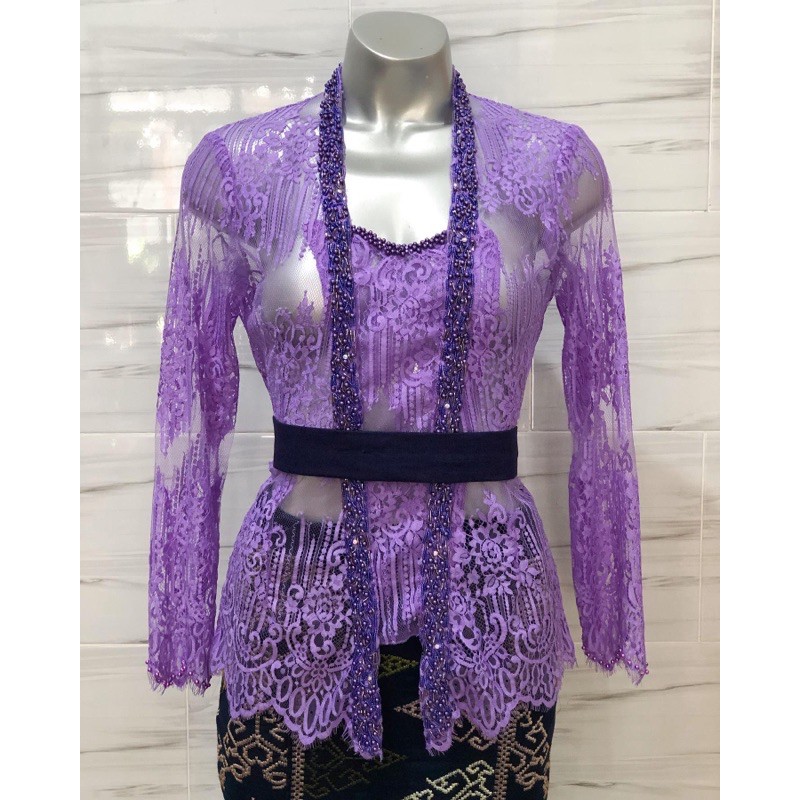 kebaya payet ungu