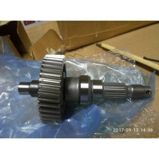 AS RODA BELAKANG VESPA LX