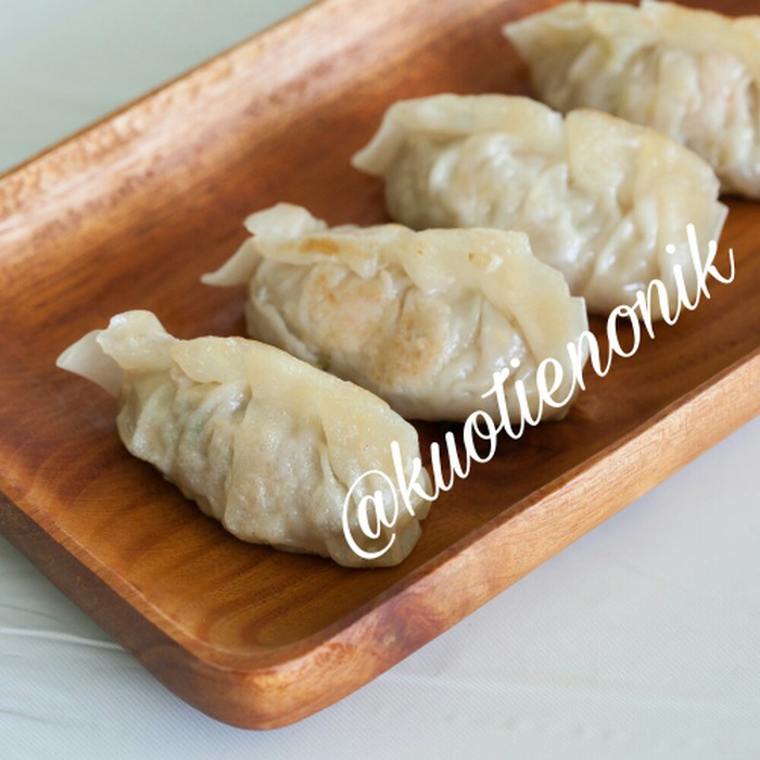 

Kuotie Nonik Special Ayam/Babi Udang 12 atau 15pcs (frozen atau matang gyoza/mandu) - Spec Babi Udang