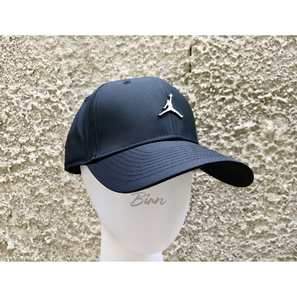 Jual Topi Air Jordan Jumpman Classic99 Metal Cap Black/Black 100% ...