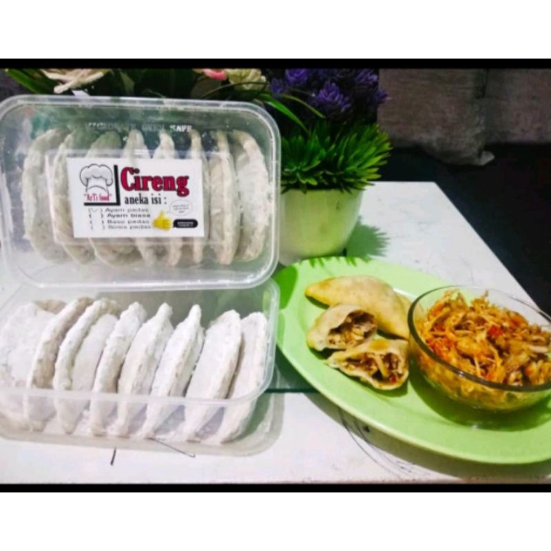 

Cireng isi Ayam Pedas isi 8