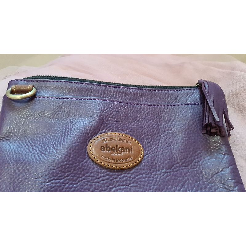 Slim Bag Abekani (Like New VVGC)