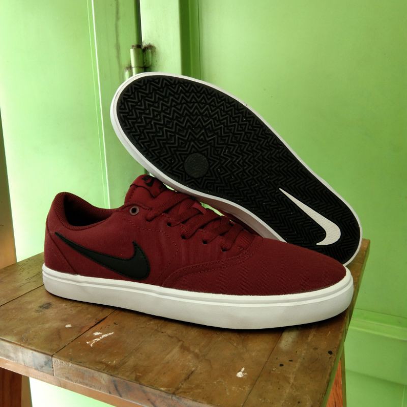 Nike sb check original