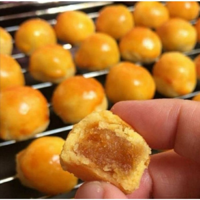 

Ready Kak kue nastar premium isian full banyak & lembut lumer di mulut