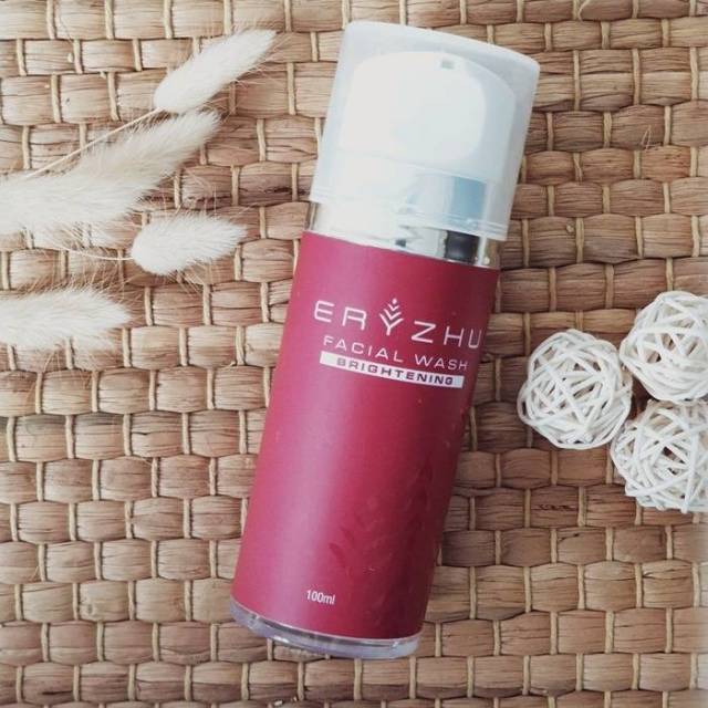 Eryzhu Brightening Facial Wash