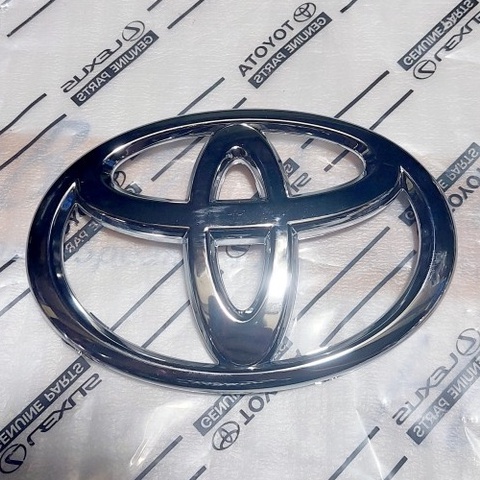 LOGO TOYOTA DEPAN AVANZA CALYA 2016 UP ORIGINAL