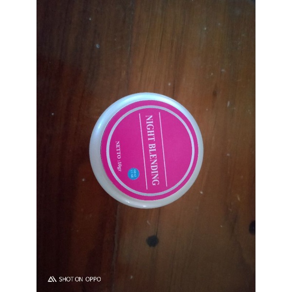 NIGHT CREAM BLENDING  CREAM MALAM RETIN/FLEK ULTHYME
