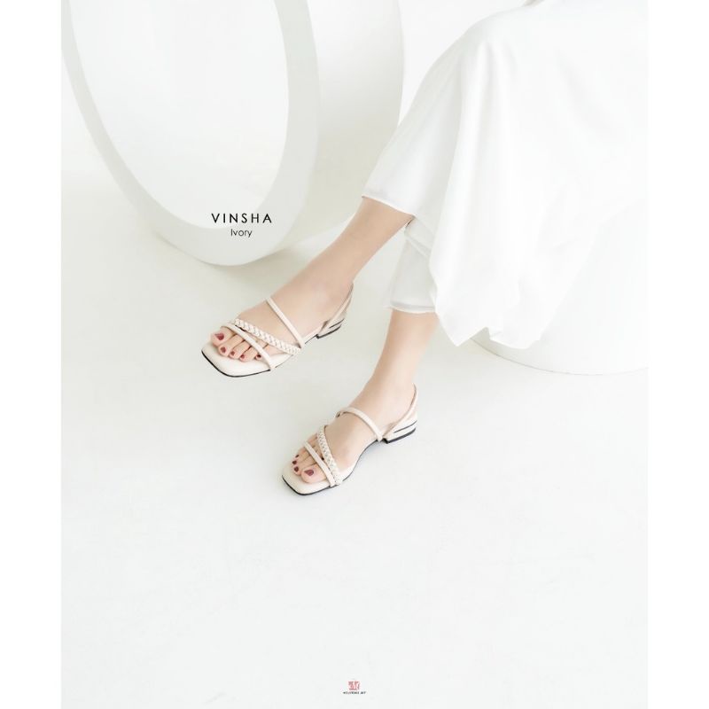 Damelia Mesltore jkt Sandal wanita vinsha DAMELIA MELSTORE JKT