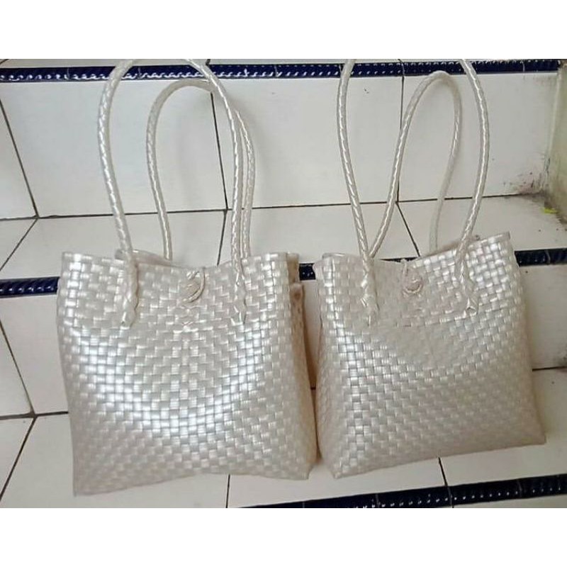 Tas Anyaman Jally Putih Mutiara size M