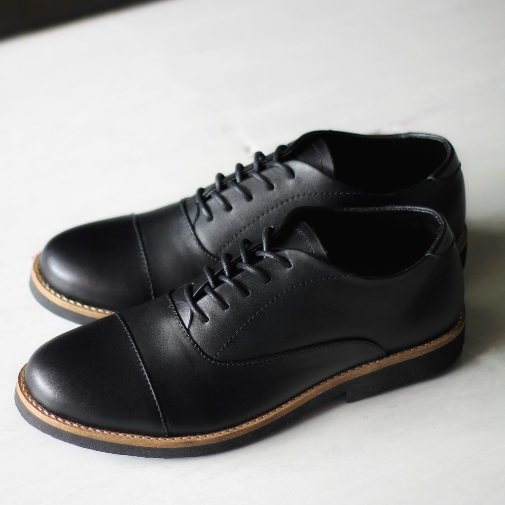 Oxford Black | Sepatu Pantofel Kulit Asli Hitam Formal Kerja Fantopel Pantopel Pria | FORIND Kenzio