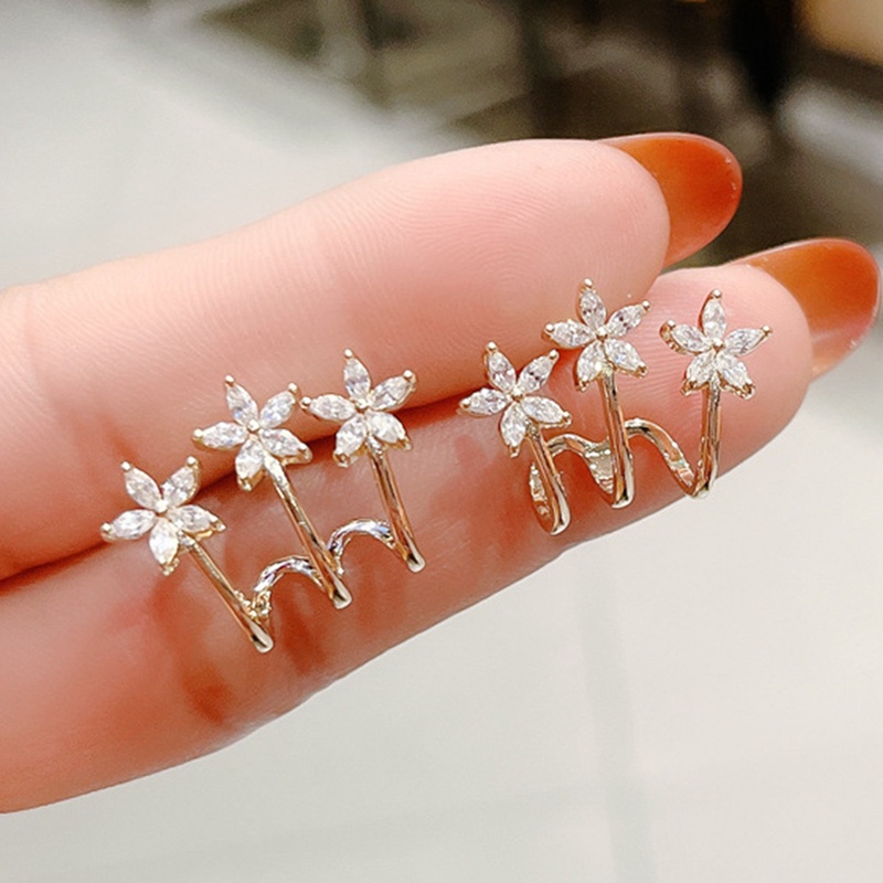 Anting Stud Cubic Zirconia Bentuk Bunga Untuk Wanita