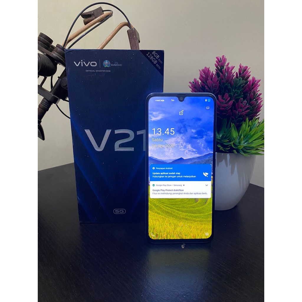 VIVO V21 5G RAM 8/128GB NFC SECOND BERGARANSI RESMI
