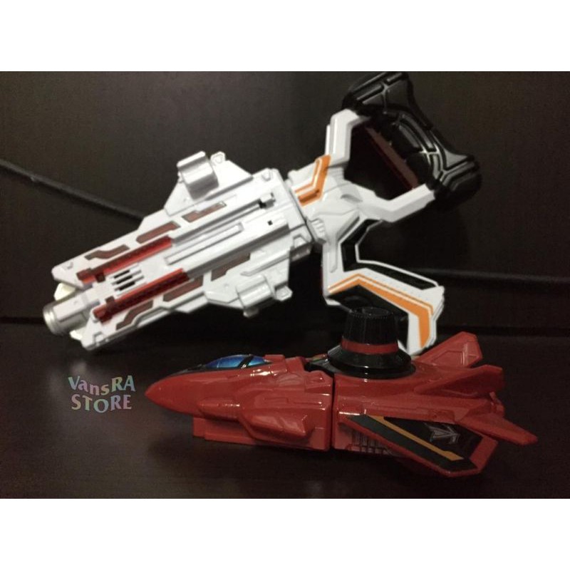 DX VS Changer Lupinranger