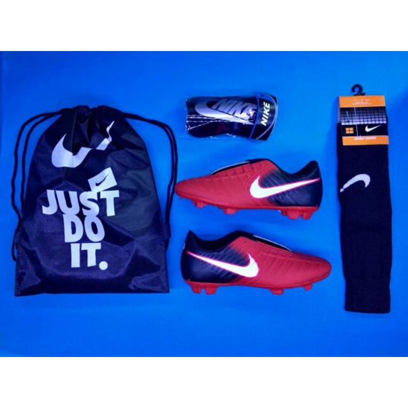paket sepatu bola