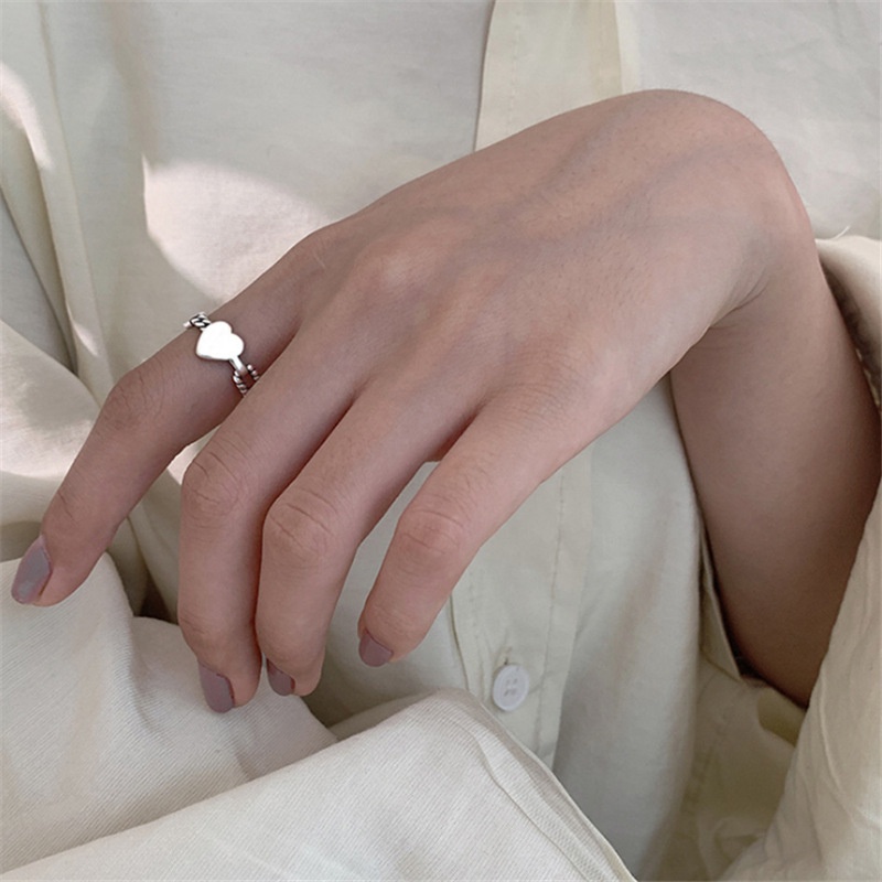 Cincin Bentuk Hati Bahan alloy Gaya retro