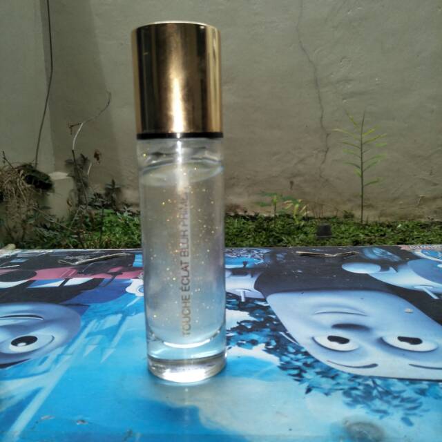 YSL yves saint laurent touche eclat blur primer face blur