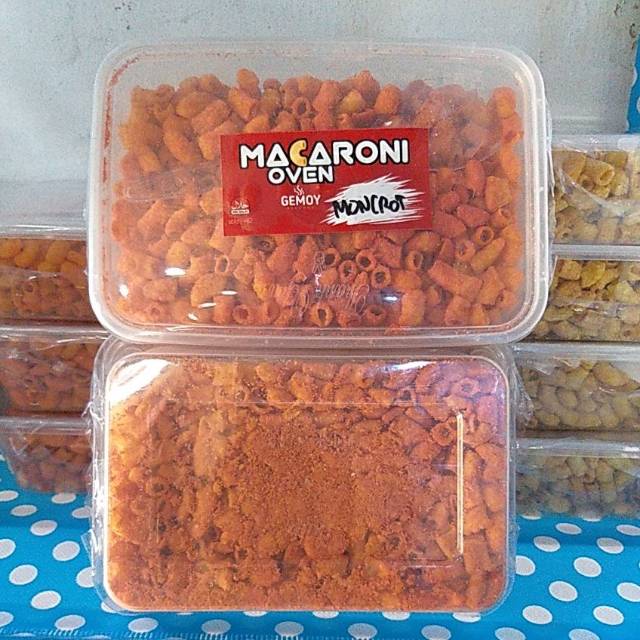 

Makanan Ringan Snack Macaroni Oven Gemoy Pedas Moncrot 160gr