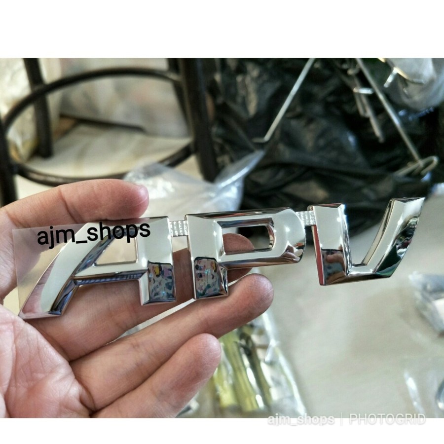 emblem suzuki dan apv