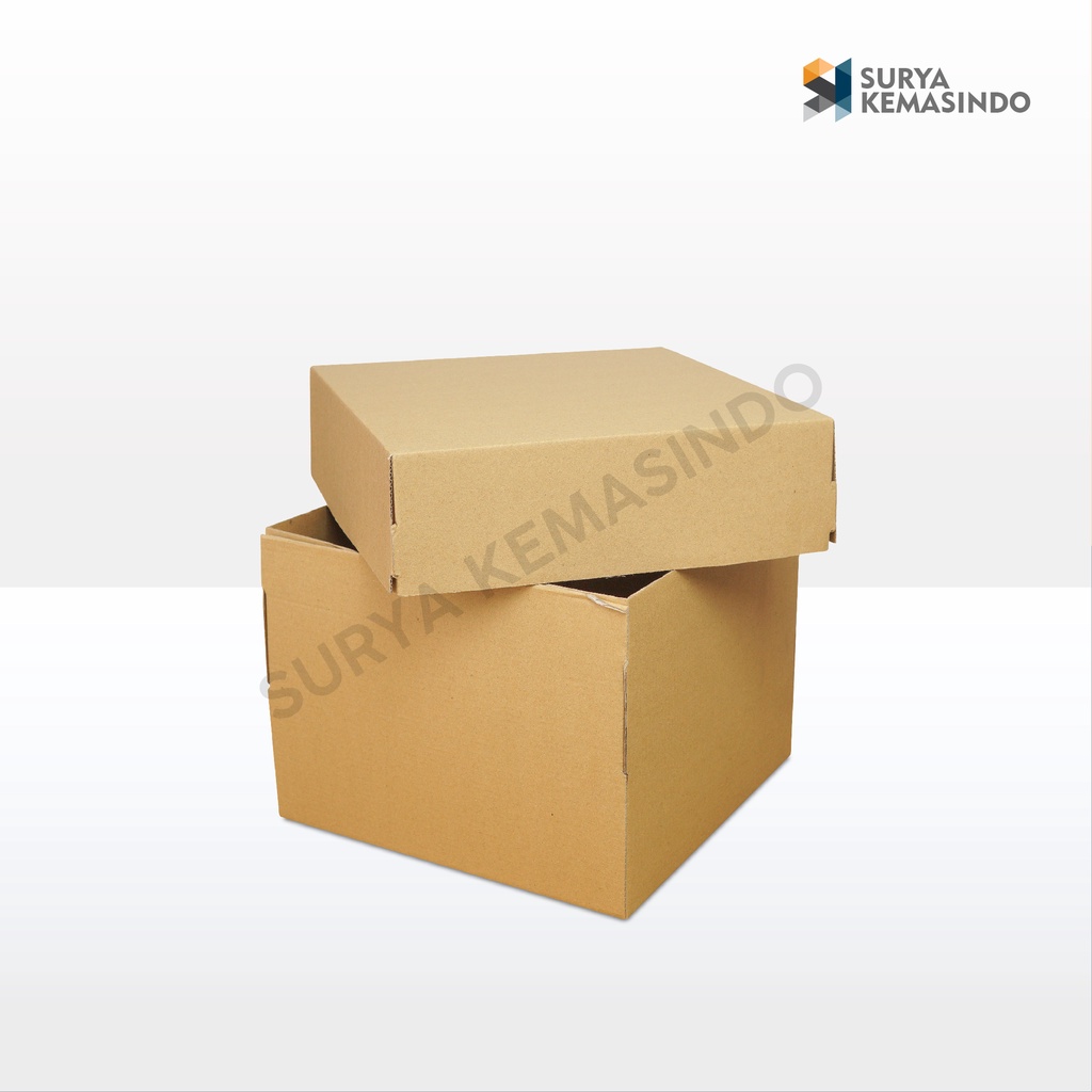 

Kardus Pelangi 26x26x20 cm Top/Bottom