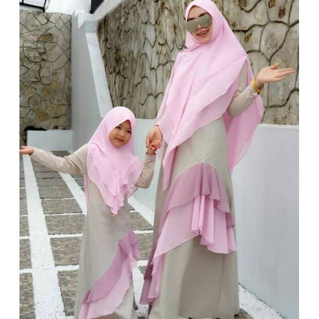 Ori viendra azqia mom kids couple syari