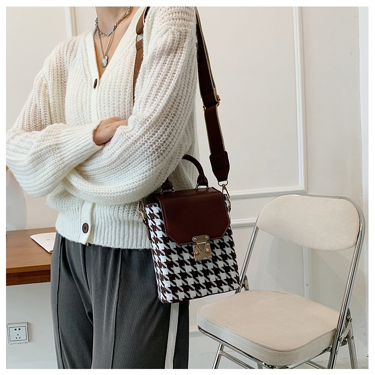 KOREAN HOUNDSTOOTH POPULAR MESSENGER BAG / TAS SELEMPANG MINI KOREA / TAS SLEMPANG KULIT KECIL / PHONE BAG